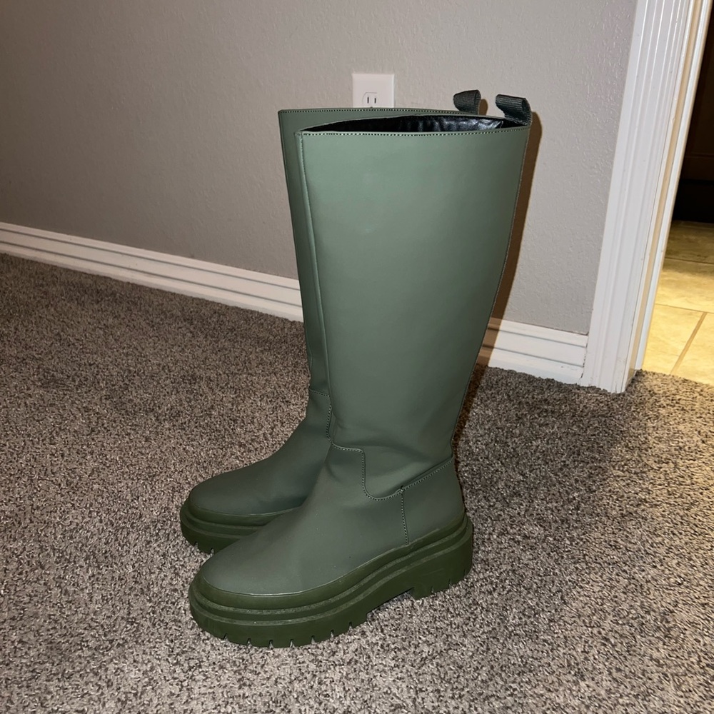 Cool Planet by Steve Madden Green Boots